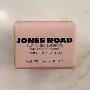 Jones Road Just A Sec Eyeshadow in Dusty Rose